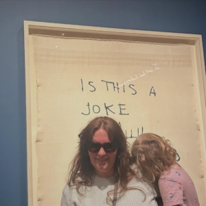 A London weekend for Maxis 18th! 
- founders arms breakfast pints followed by Tracy Emin at Tate Modern &amp; a southbank stroll
- Irish pub takeover on Friday night ft the fabulous @mandolinmonday 
- park hangs on Saturday with the first 99 of the year!
- Hampton court Sunday with Henry VIII and co.